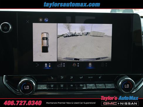 Used 2025 Chevrolet Colorado Trail Boss AWD/4WD image 21