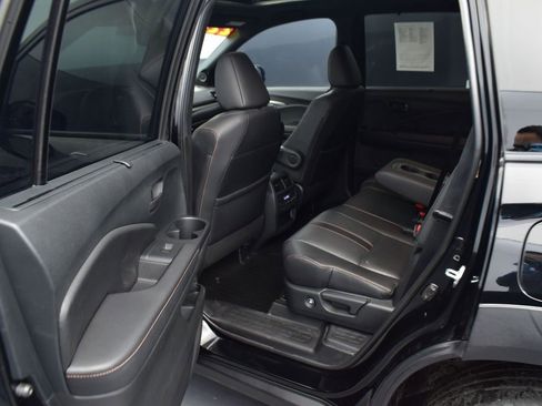 Used 2022 Honda Pilot TrailSport image 10