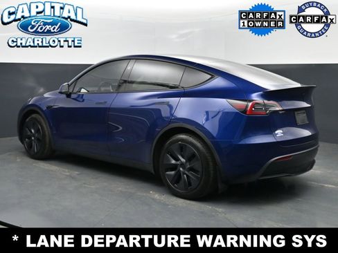 Used 2024 Tesla Model Y 2WD image 5
