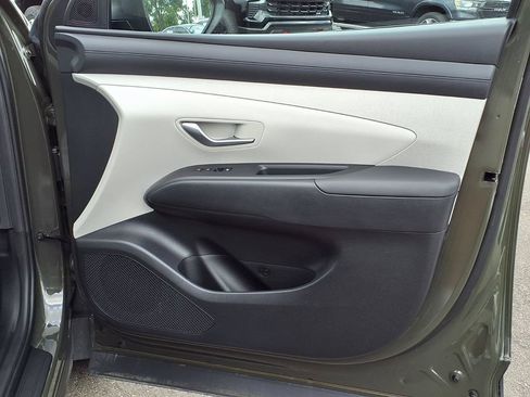 Used 2025 Hyundai Tucson SEL FWD image 13