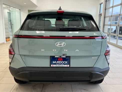 New 2026 Hyundai Kona SE image 9
