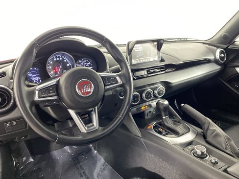 Used 2017 FIAT 124 Spider Lusso image 19