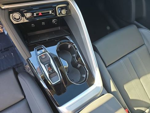 Used 2025 Audi Q5 Premium Plus AWD/4WD image 28
