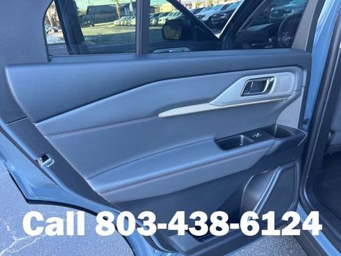 New 2026 Ford Explorer Active w/ Active Comfort Package image 10