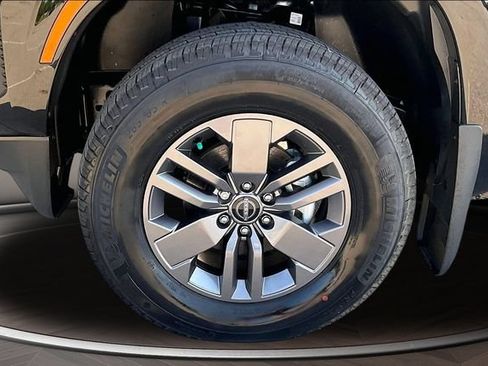 New 2026 Nissan Frontier SV w/ SV Convenience Package AWD/4WD image 12