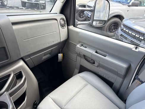 New 2026 Ford E-350 and Econoline 350 Super Duty w/ Power Equipment Group image 16