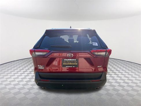 Used 2025 Toyota RAV4 XLE image 6