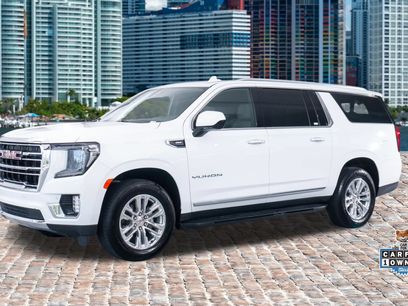 Used 2024 GMC Yukon XL SLT