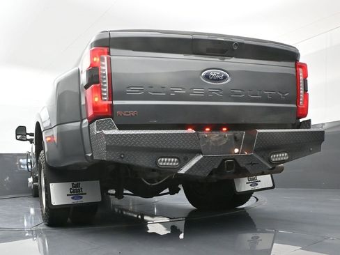 Used 2024 Ford F350 Lariat w/ FX4 Off-Road Package image 34