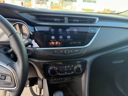 Used 2023 Buick Encore GX Preferred w/ Cold Weather Comfort Package FWD image 13