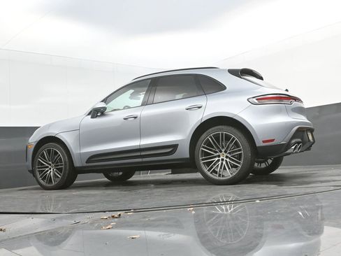 New 2026 Porsche Macan image 45