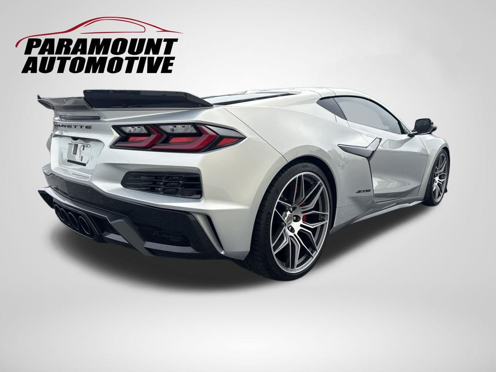 Used 2024 Chevrolet Corvette Z06 RWD image 9