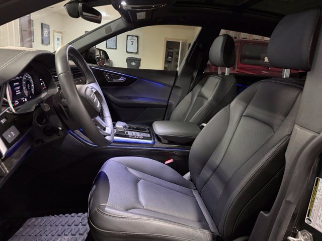 Used 2024 Audi Q8 Premium Plus AWD/4WD image 14