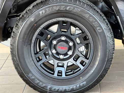 Certified 2023 Toyota 4Runner SR5 Premium w/ Moonroof Package AWD/4WD image 27