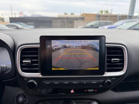 Used 2026 Hyundai Venue SEL FWD image 22