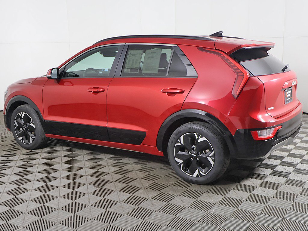 Used 2023 Kia Niro Wind FWD image 13