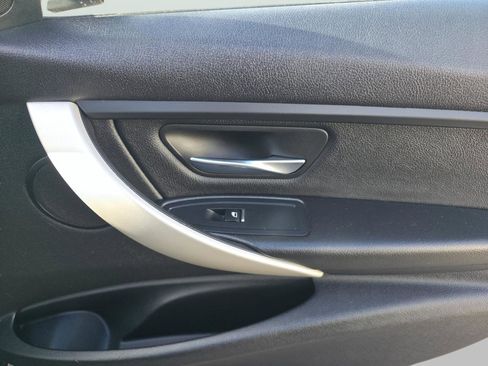 Used 2016 BMW 320i xDrive Sedan image 15