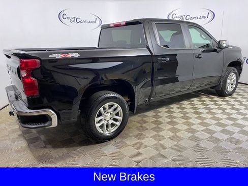 Certified 2022 Chevrolet Silverado 1500 LT AWD/4WD image 8