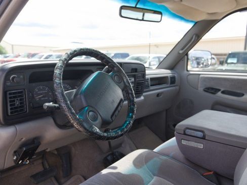 Used 1996 Dodge Ram 1500 Truck 4x4 Regular Cab image 15