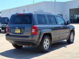 Used 2017 Jeep Patriot Sport image 2