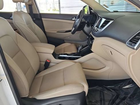 Used 2018 Hyundai Tucson SEL Plus FWD image 28