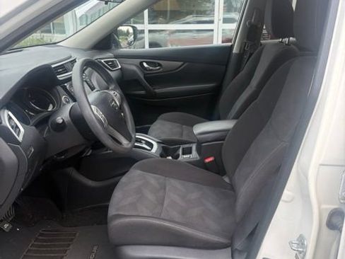 Used 2016 Nissan Rogue SV w/ SV Premium Package AWD/4WD image 4