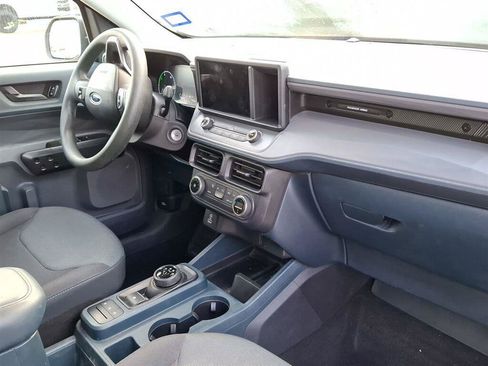 Used 2022 Ford Maverick XL FWD image 12