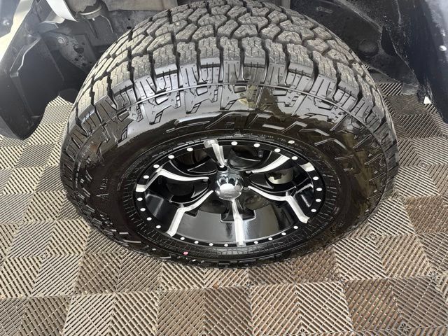Used 2022 Jeep Wrangler Unlimited Rubicon w/ LED Lighting Group AWD/4WD image 28