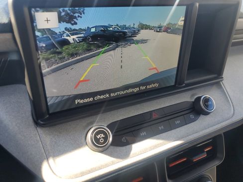 Used 2022 Ford Maverick XLT image 28