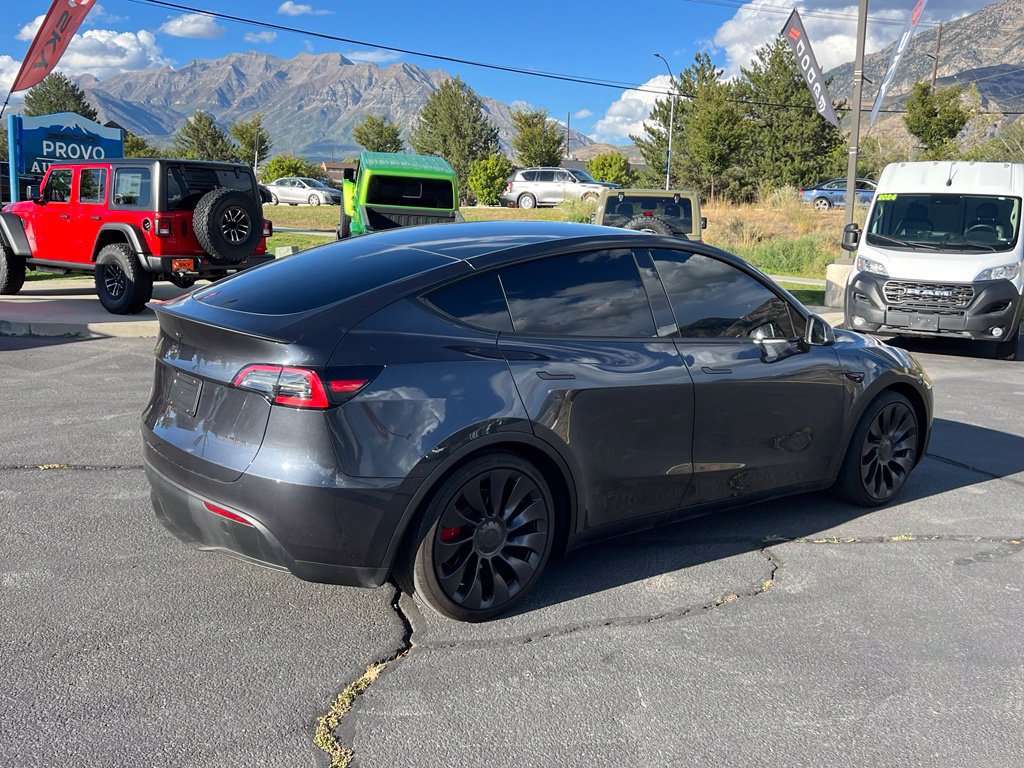 Used 2024 Tesla Model Y Performance AWD/4WD image 7