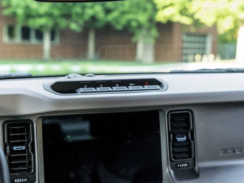 Used 2024 Ford Bronco Wildtrak AWD/4WD image 54