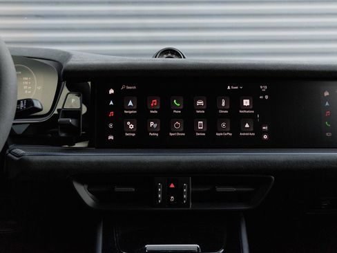 Certified 2025 Porsche Cayenne Turbo GT AWD/4WD image 24