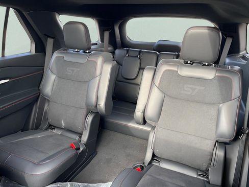 New 2026 Ford Explorer ST w/ Sun And Sound Package AWD/4WD image 17
