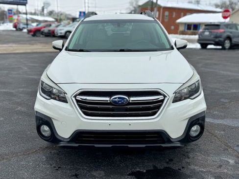 Used 2019 Subaru Outback 2.5i Limited image 2