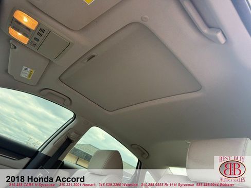Used 2018 Honda Accord Touring image 11