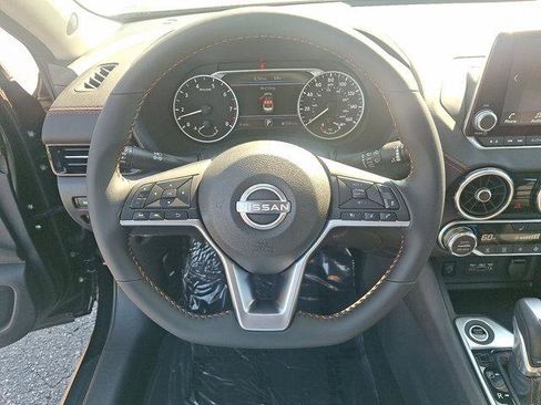 New 2025 Nissan Sentra SR image 9