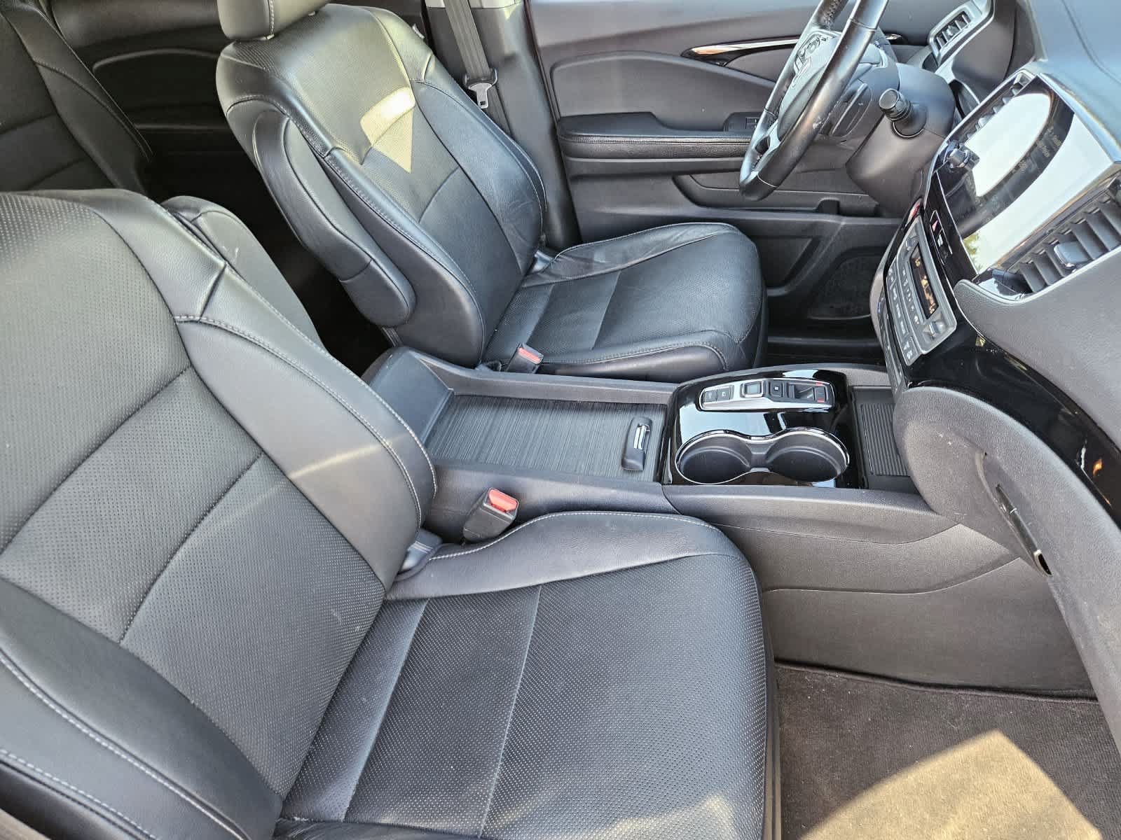 Used 2019 Honda Pilot Elite image 12