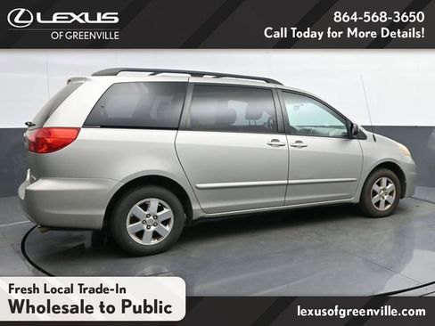 Used 2010 Toyota Sienna LE image 8