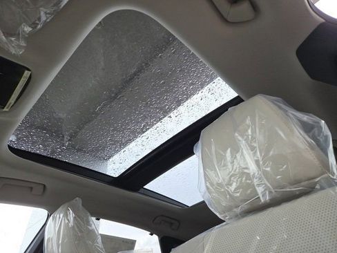 New 2026 Lexus RX 450h AWD image 9