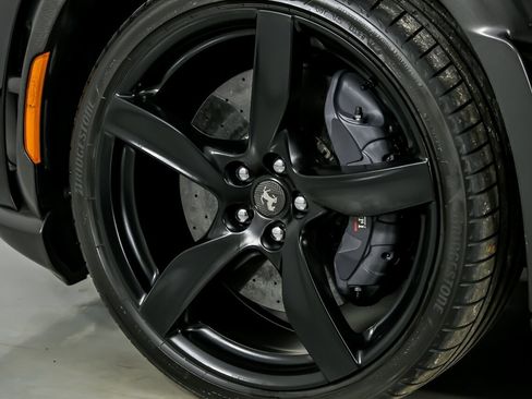 Used 2024 Ferrari Purosangue image 24