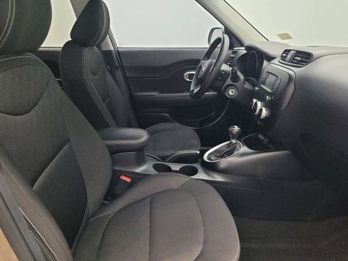 Used 2016 Kia Soul w/ Convenience Package image 21