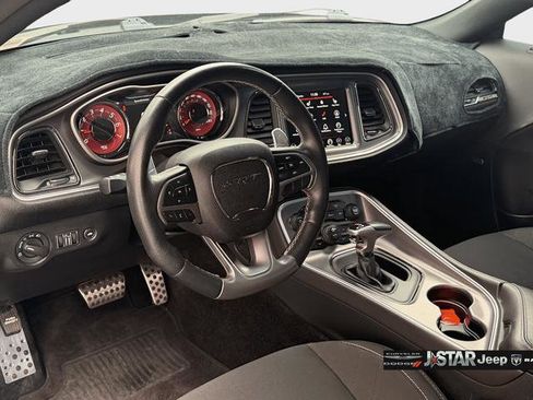 Used 2019 Dodge Challenger SRT Hellcat image 22
