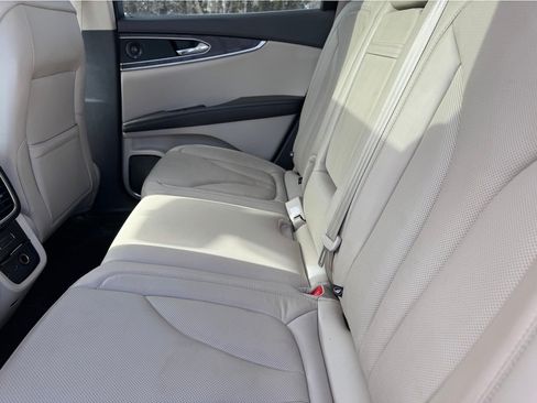 Used 2020 Lincoln Nautilus Reserve AWD/4WD image 19