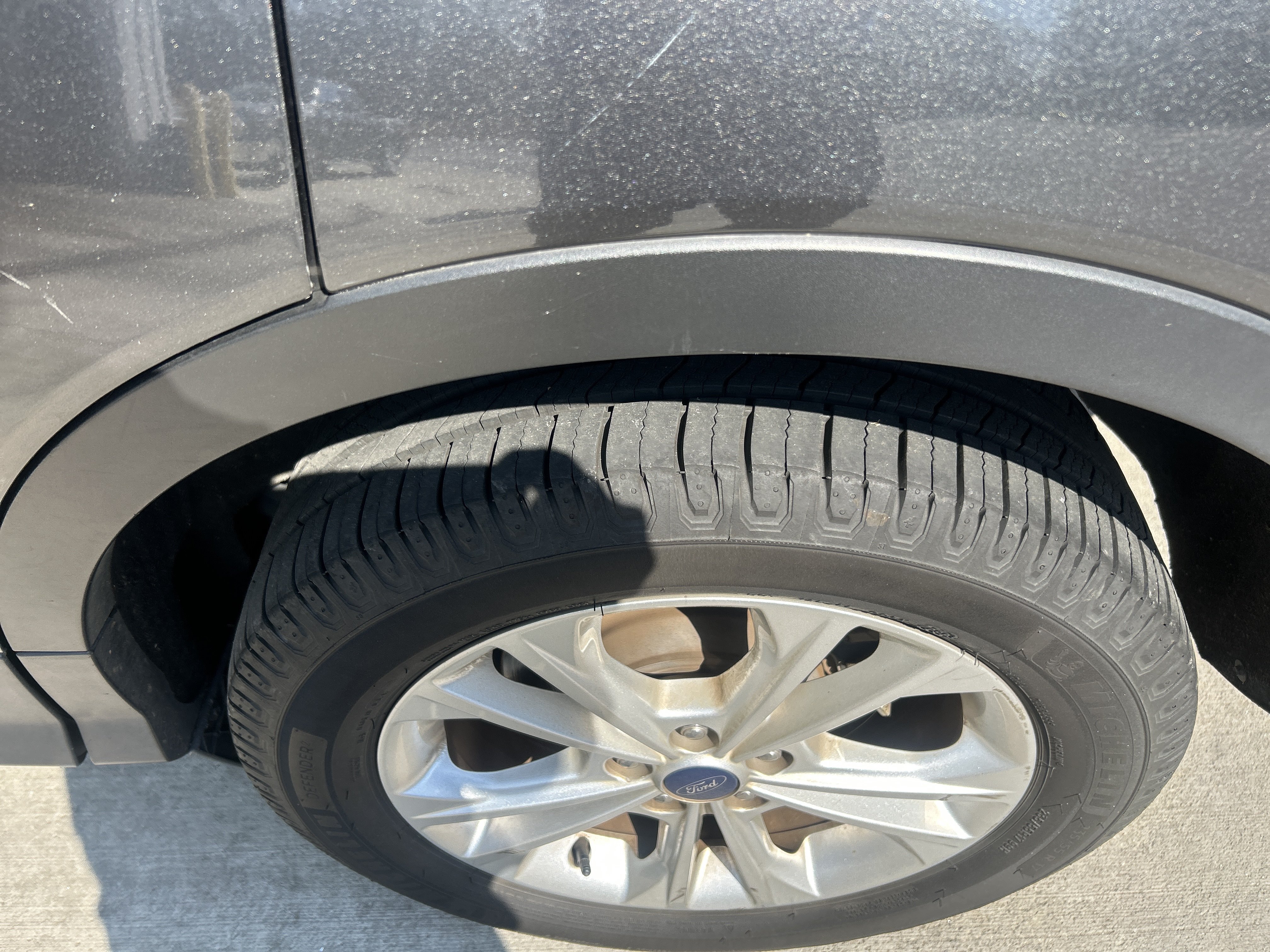 Used 2018 Ford Escape SE FWD image 34