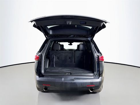 Used 2023 Chevrolet Traverse RS AWD/4WD image 29