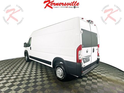 New 2025 RAM ProMaster 2500 w/ Premium Convenience Group image 5