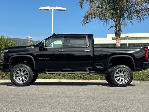 Used 2023 Chevrolet Silverado 2500 High Country AWD/4WD image 6
