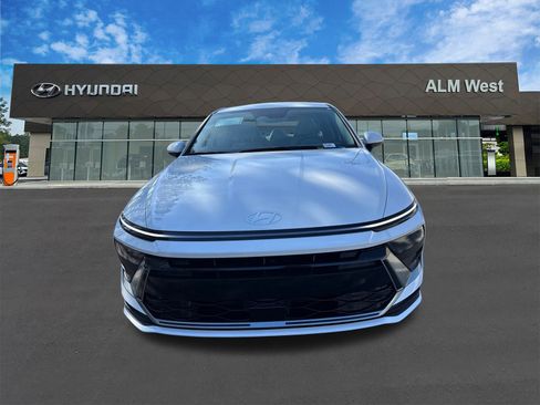 New 2026 Hyundai Sonata Blue FWD image 2