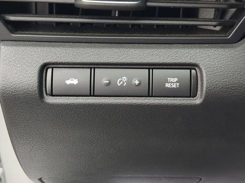 Used 2024 Nissan Altima 2.5 SR FWD image 20