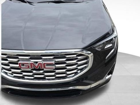 Used 2018 GMC Terrain Denali image 3